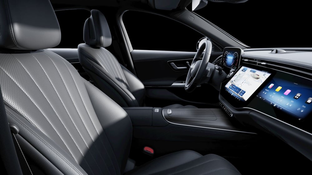 Mercedes-Benz Classe E nuova a Milano (7)