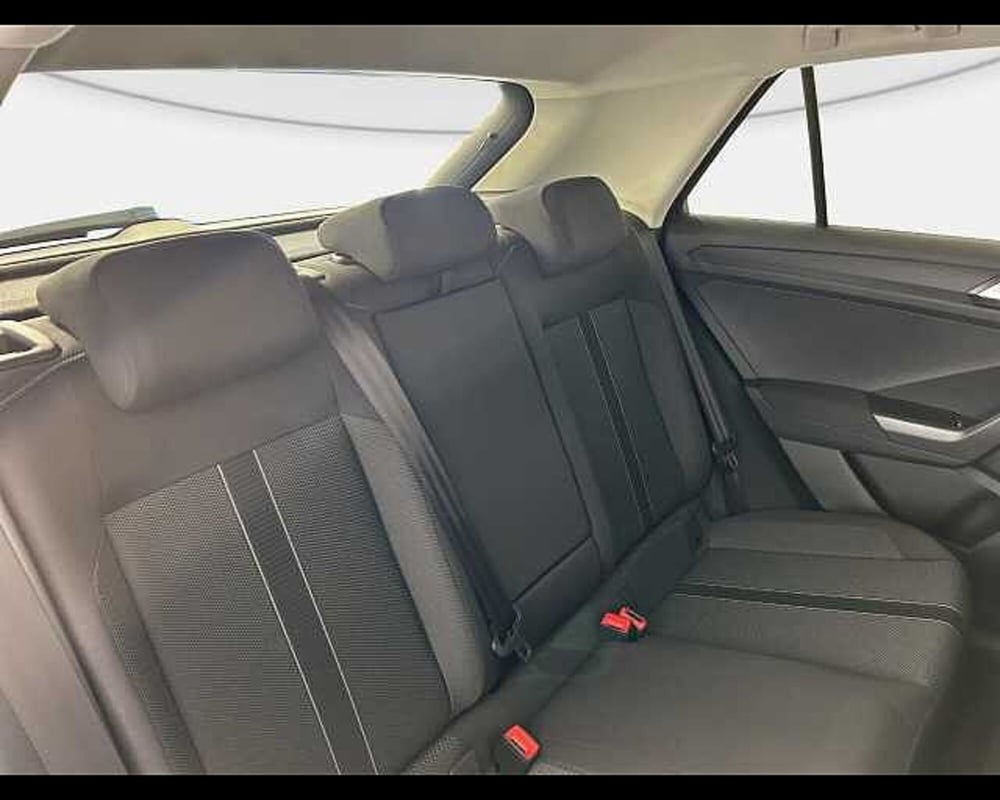 Volkswagen T-Roc nuova a Roma (9)
