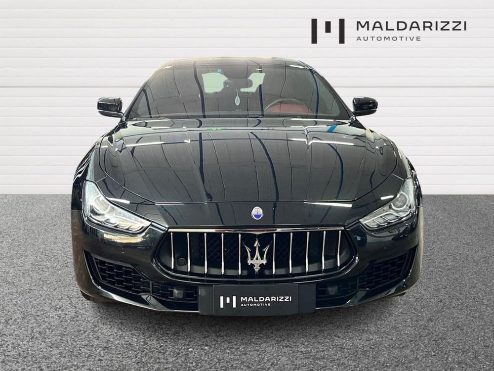 Maserati Ghibli usata a Bari (2)