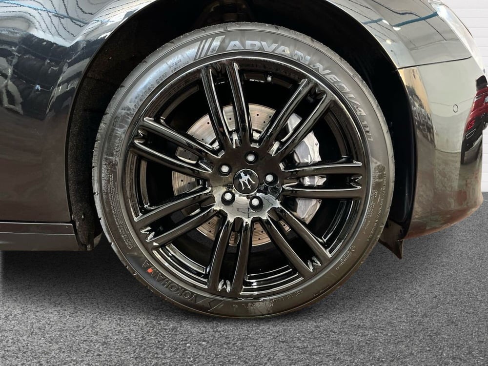 Maserati Ghibli usata a Bari (6)