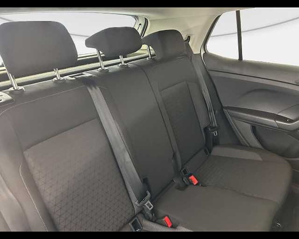Volkswagen T-Cross usata a Roma (9)