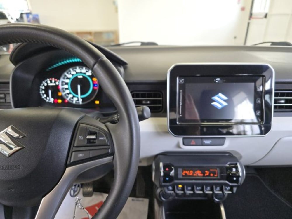 Suzuki Ignis usata a Reggio Emilia (9)