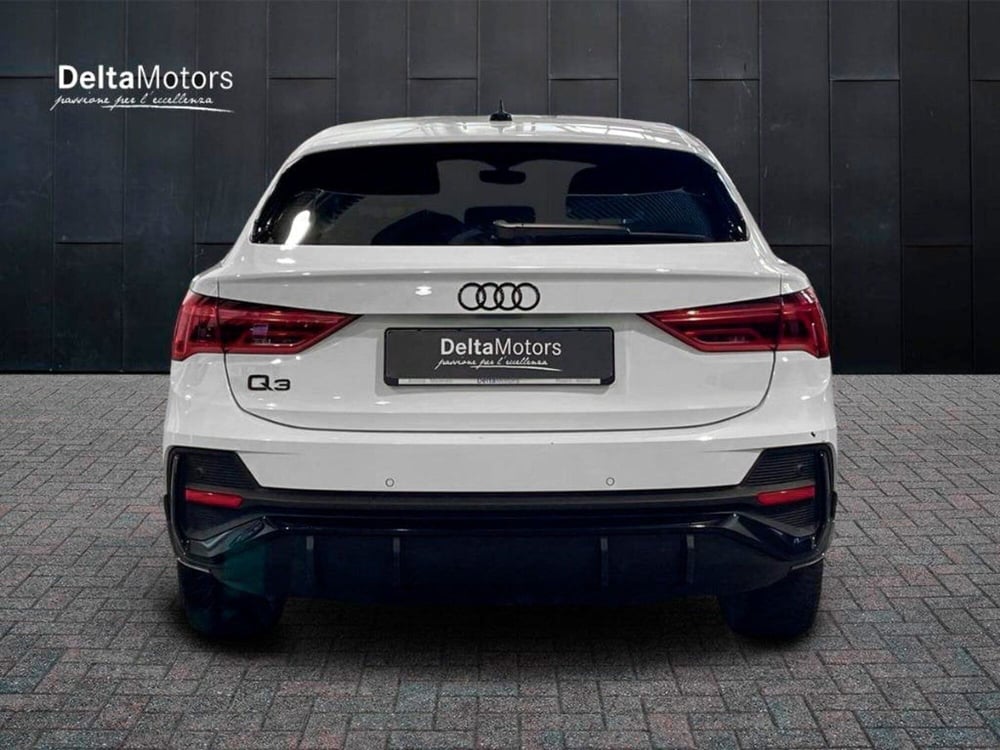 Audi Q3 Sportback usata a Macerata (4)