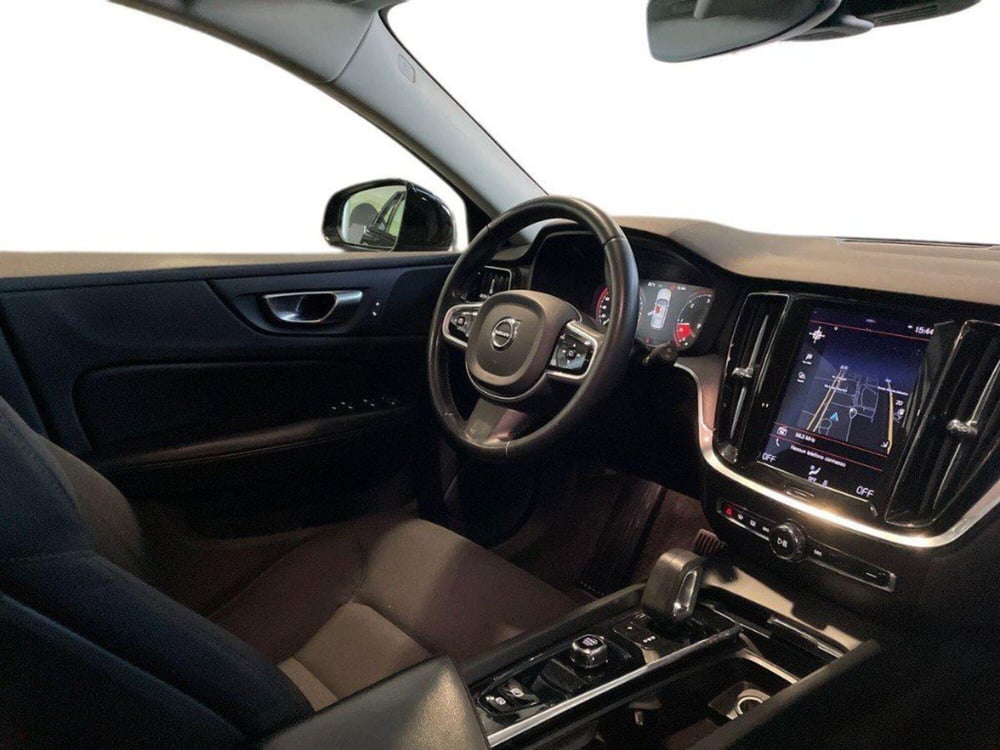 Volvo V60 Cross Country usata a Macerata (12)