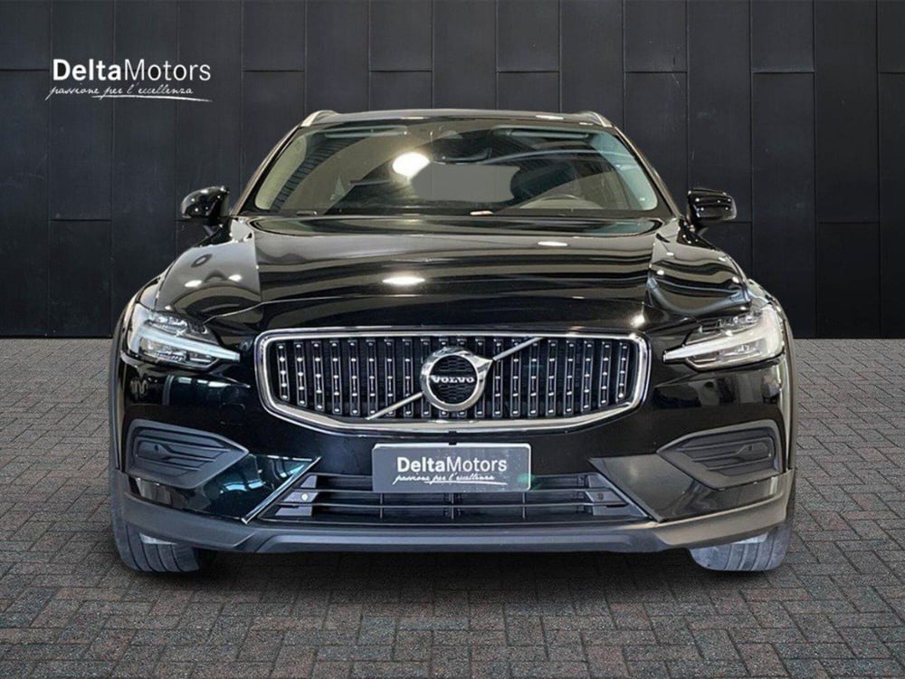 Volvo V60 Cross Country usata a Macerata (2)
