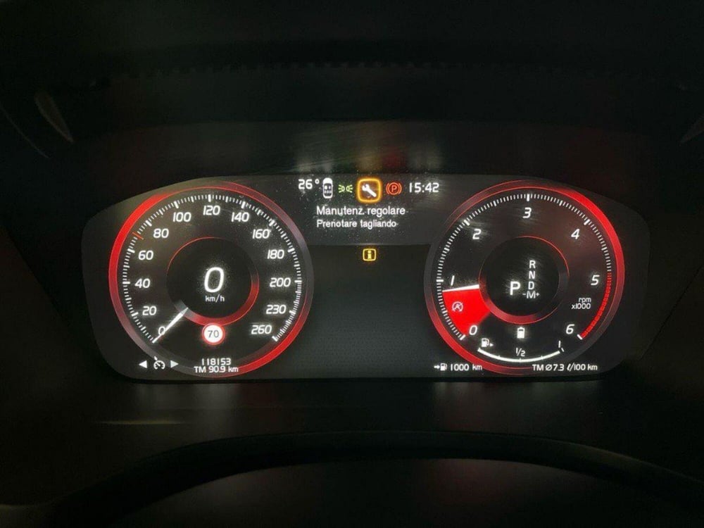Volvo V60 Cross Country usata a Macerata (9)