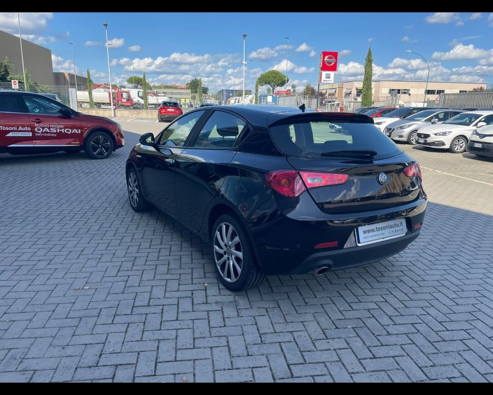 Alfa Romeo Giulietta usata a Siena (4)