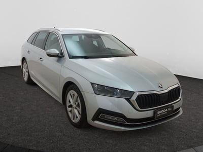 Skoda Octavia Station Wagon 2.0 TDI EVO SCR 150 CV DSG 4x4 Wagon Style del 2022 usata a Torino
