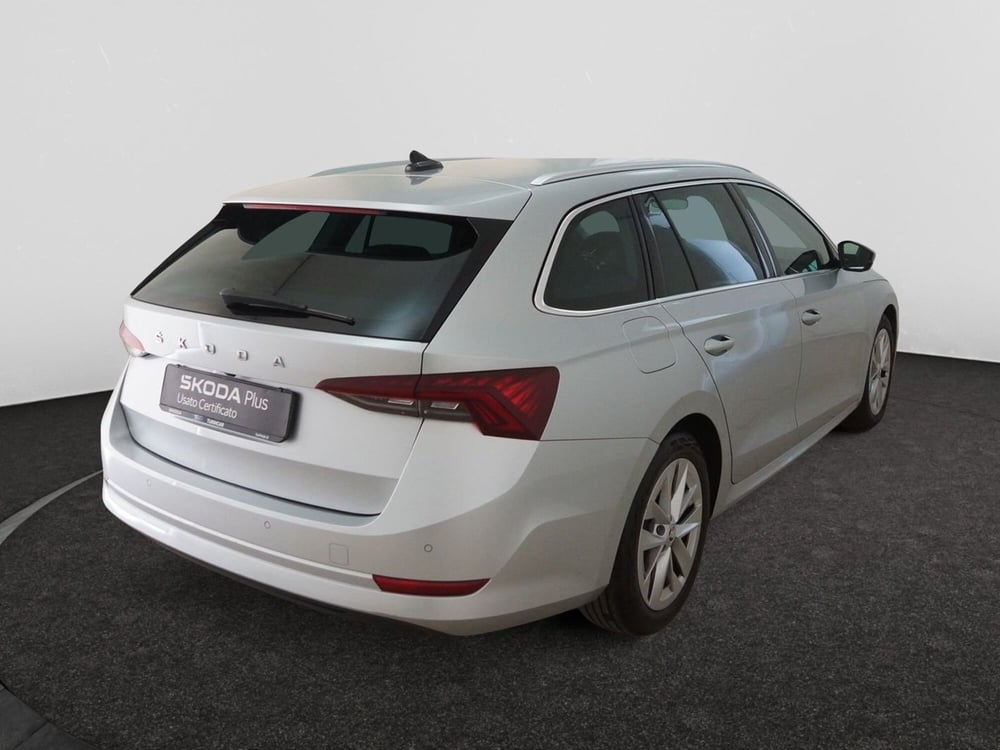 Skoda Octavia Station Wagon usata a Torino (6)
