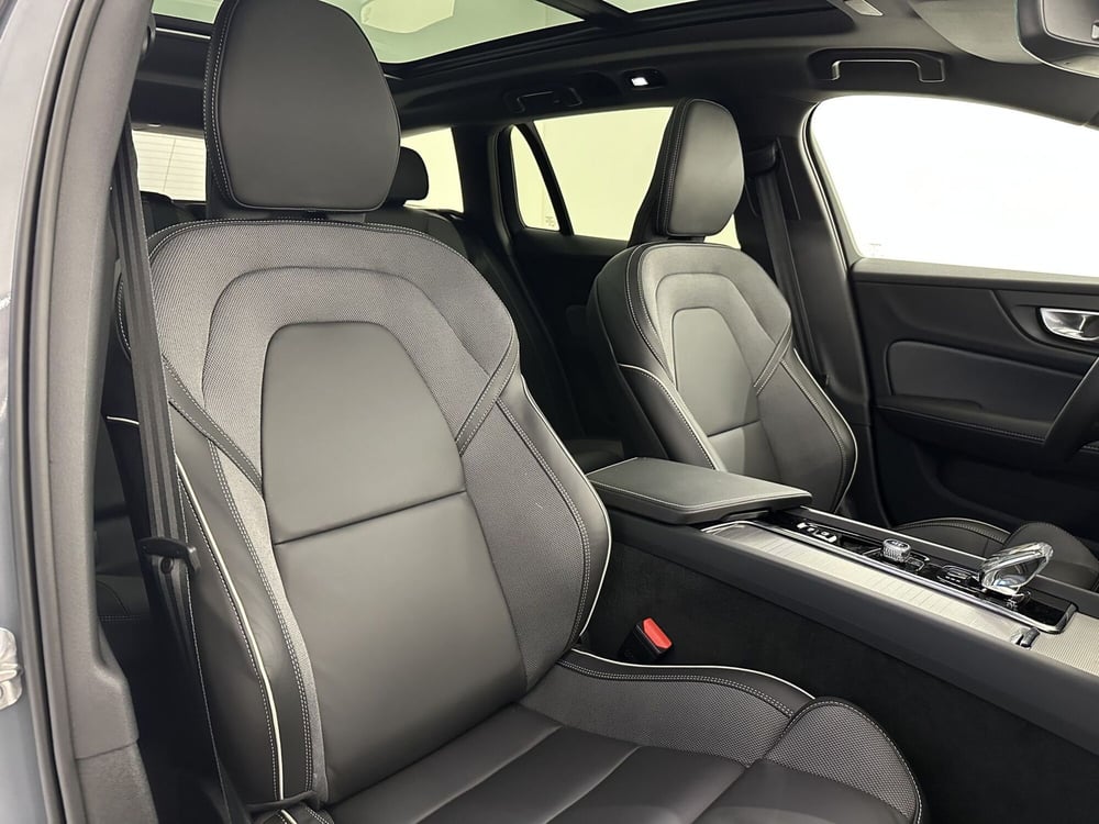 Volvo V60 nuova a Bergamo (10)