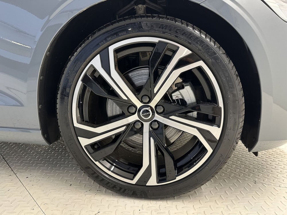 Volvo V60 nuova a Bergamo (9)