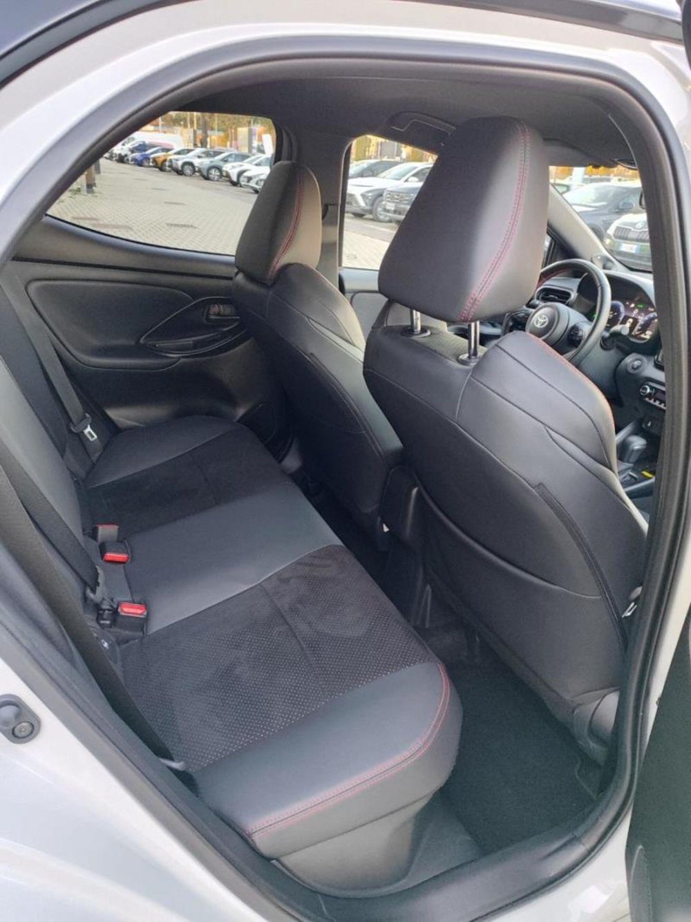 Toyota Yaris GR Sport usata a Perugia (9)