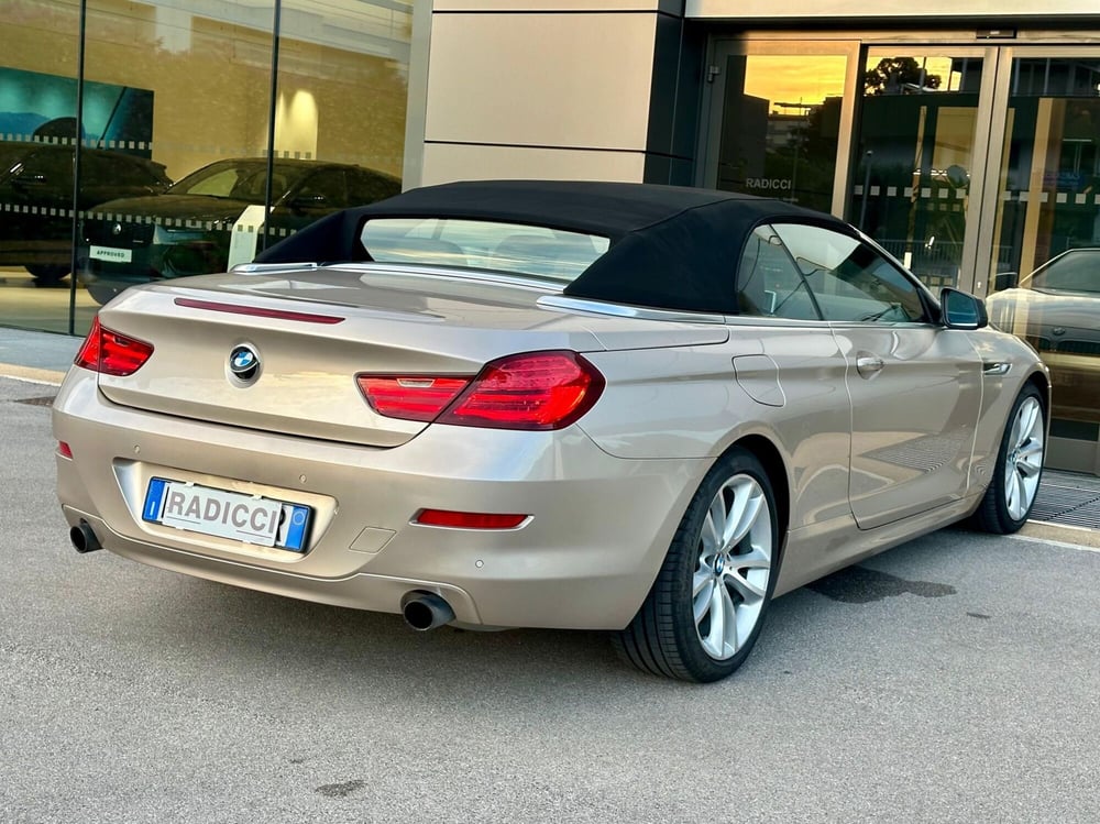 BMW Serie 6 Cabrio usata a Bari (13)