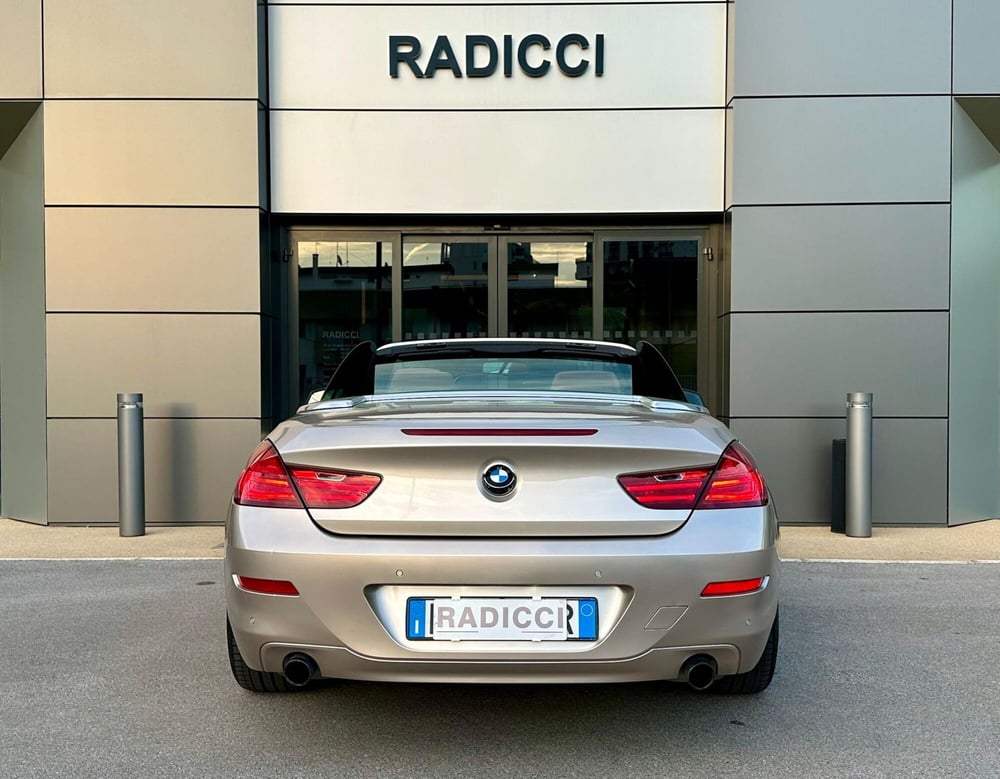 BMW Serie 6 Cabrio usata a Bari (7)