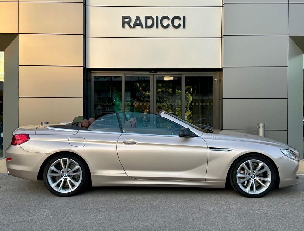 BMW Serie 6 Cabrio usata a Bari (8)
