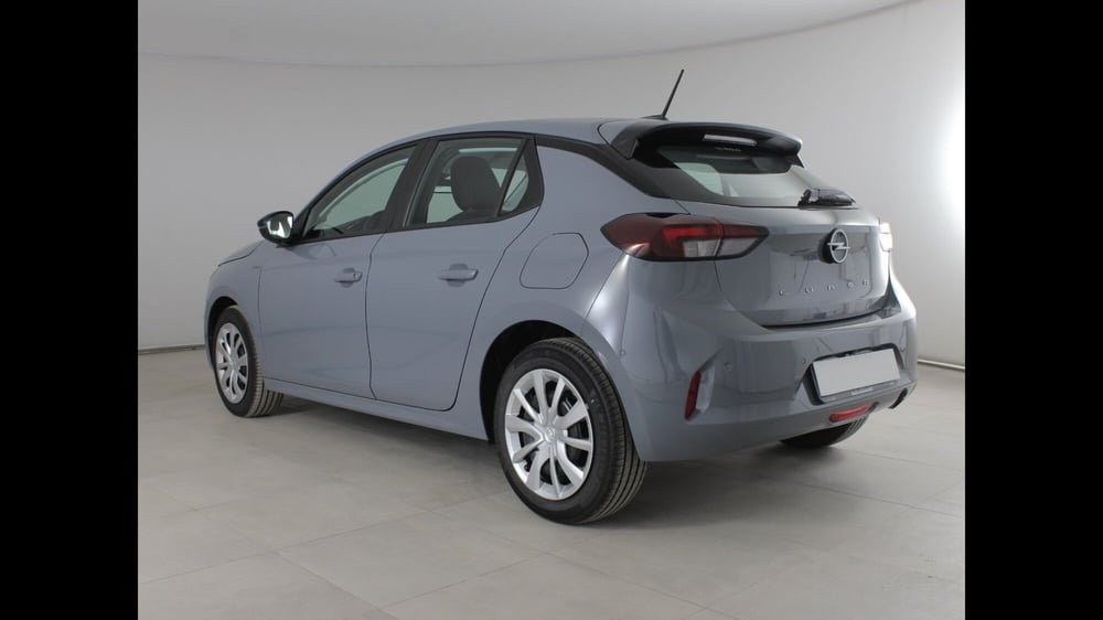Opel Corsa nuova a Palermo (12)