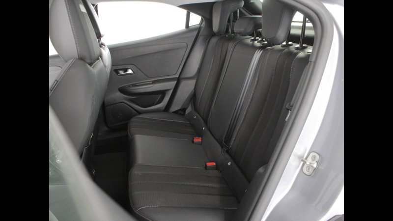 Opel Mokka usata a Palermo (11)