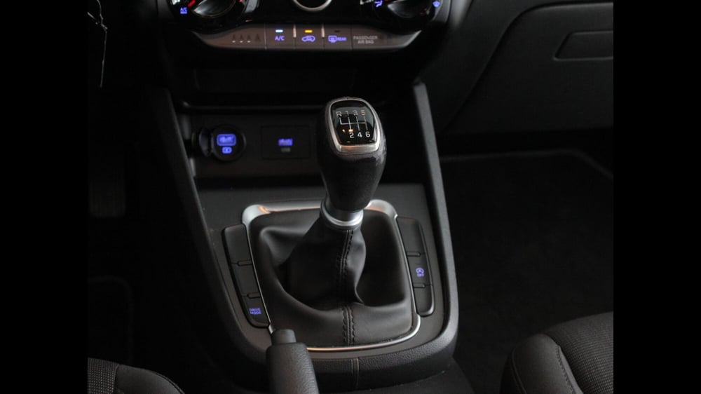 Hyundai Kona usata a Palermo (14)