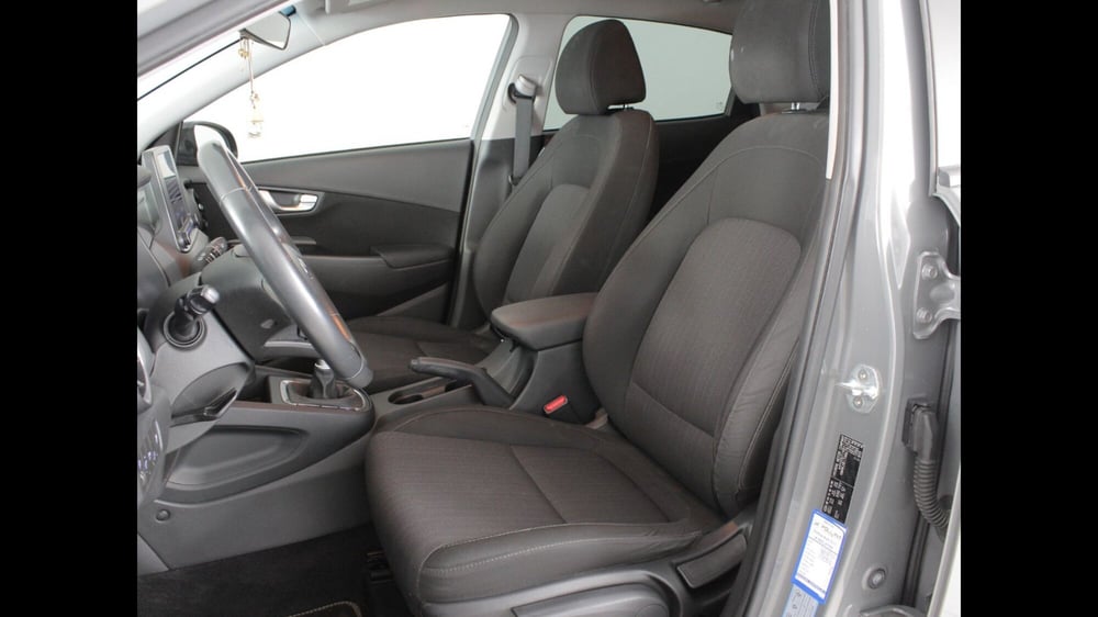 Hyundai Kona usata a Palermo (9)