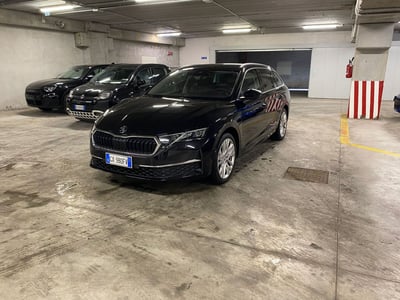 Skoda Octavia Station Wagon 2.0 tdi Style 150cv dsg del 2024 usata a Atripalda