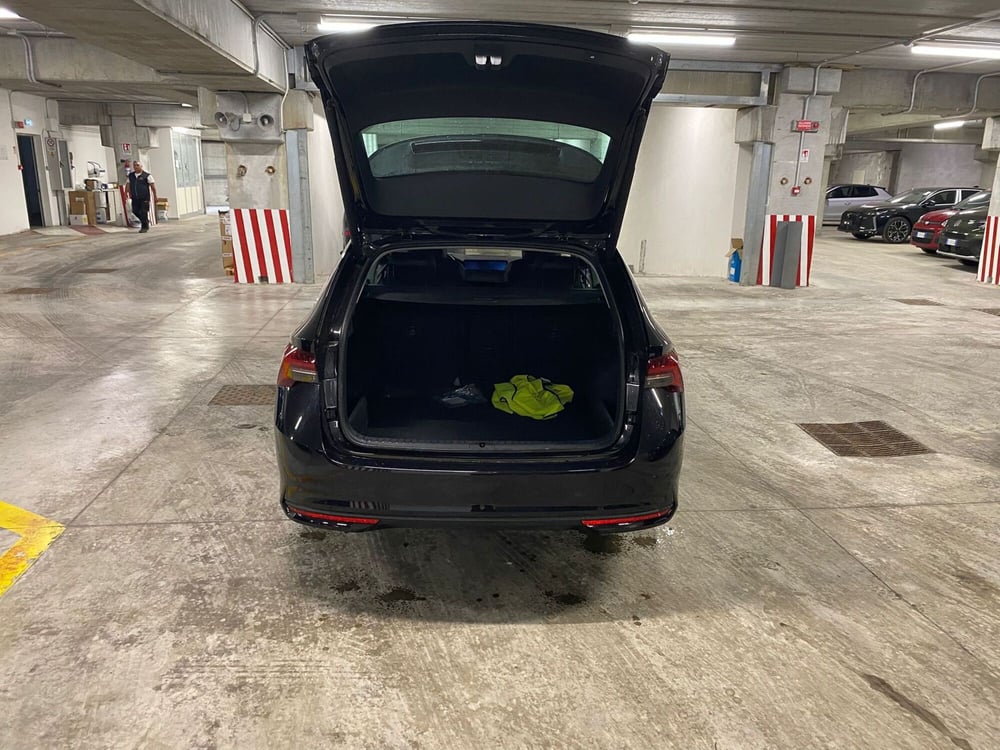 Skoda Octavia Station Wagon usata a Avellino (13)