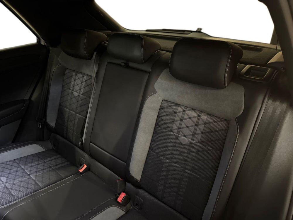 Volkswagen T-Roc usata a Prato (12)