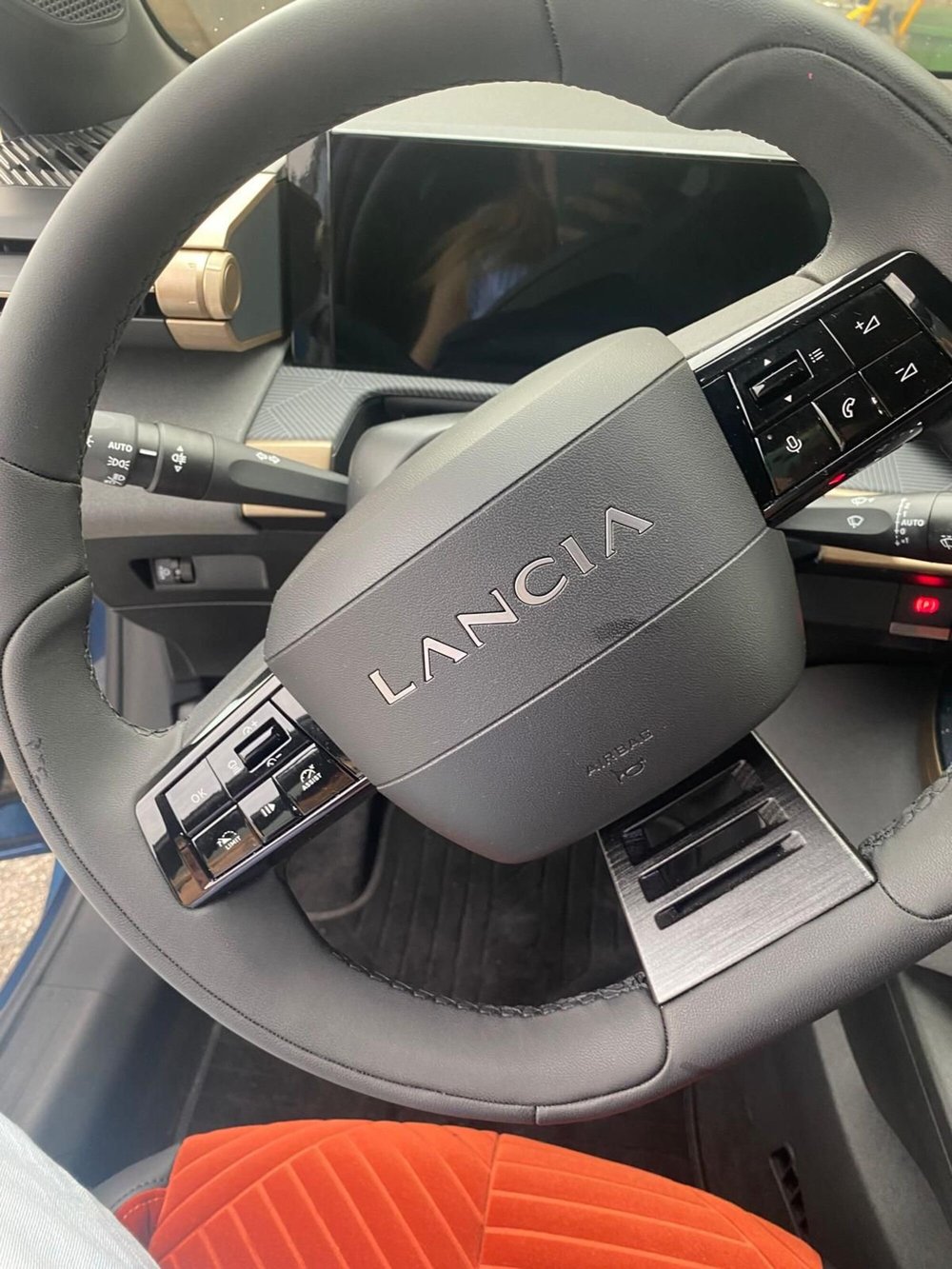 Lancia Ypsilon usata a Frosinone (7)