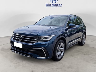Volkswagen Tiguan 2.0 TDI 150 CV SCR DSG 4MOTION R-Line del 2021 usata a Ceccano