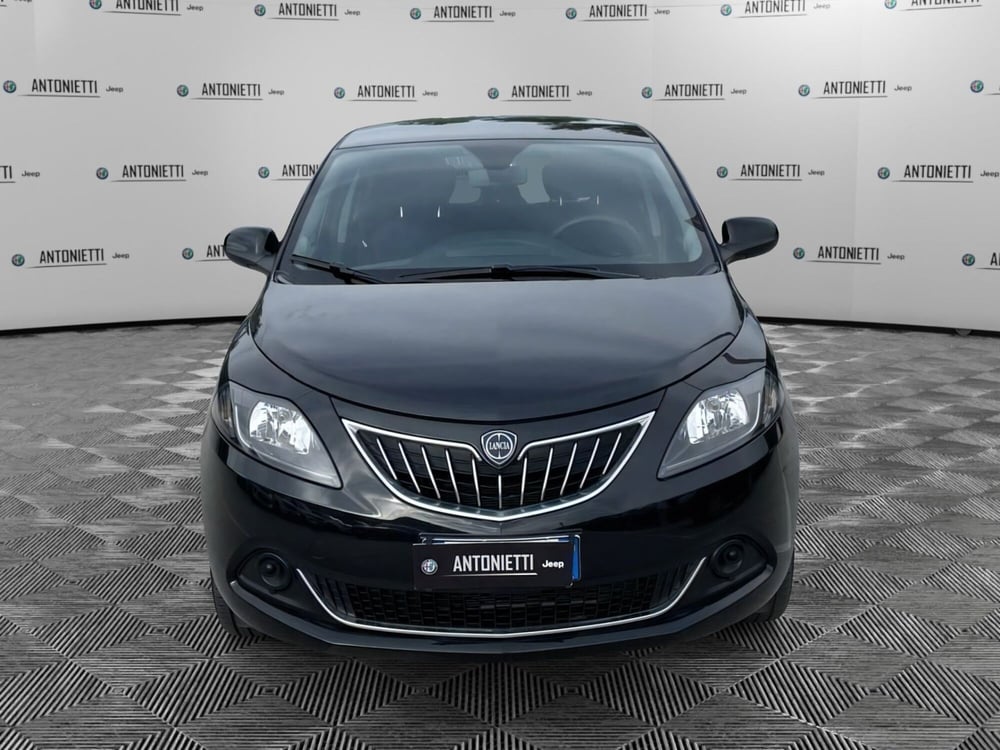 Lancia Ypsilon usata a Ancona (2)