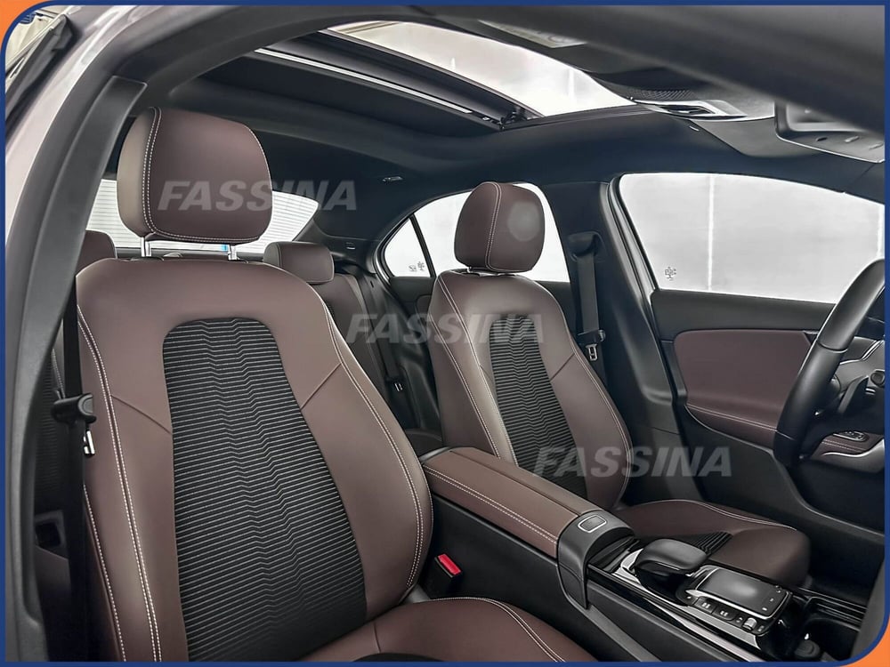 Mercedes-Benz Classe A Sedan usata a Milano (14)