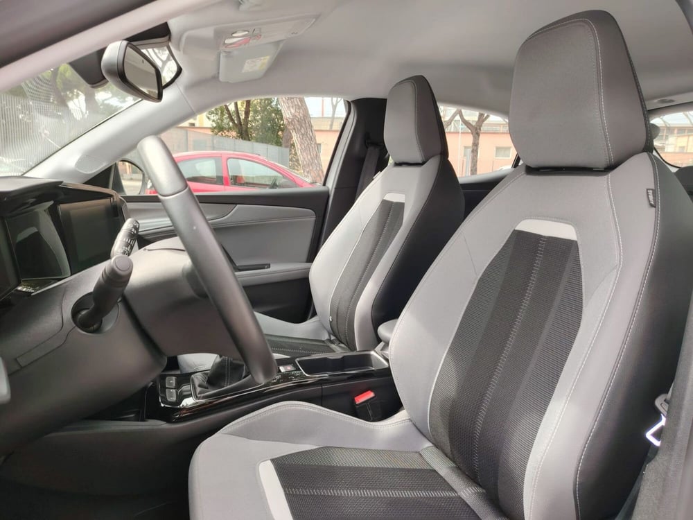 Opel Mokka usata a Massa-Carrara (19)