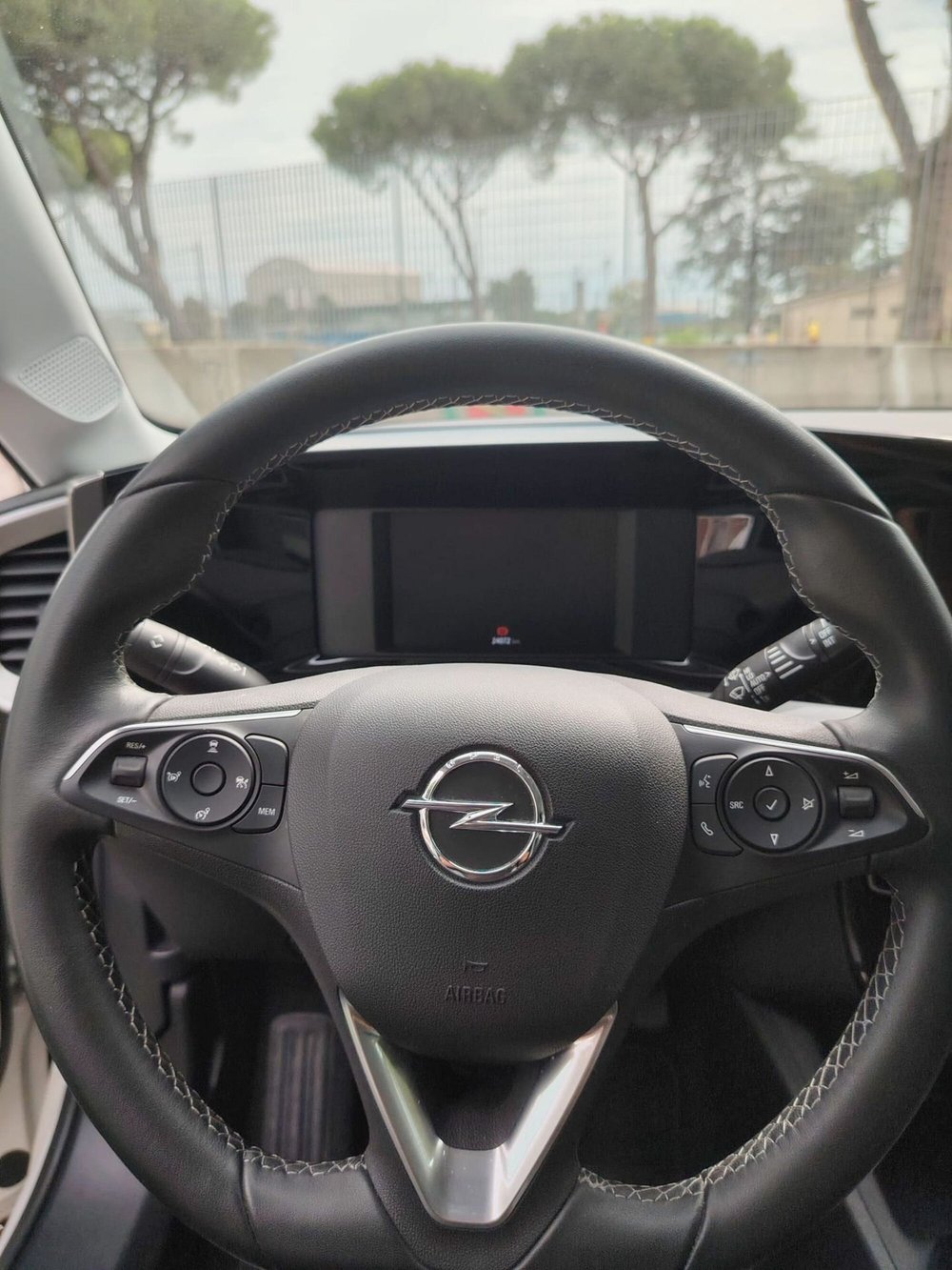 Opel Mokka usata a Massa-Carrara (20)