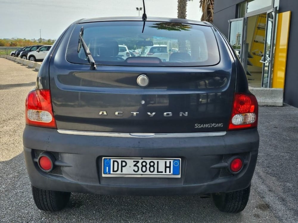 Ssangyong New Kyron usata a Foggia (4)