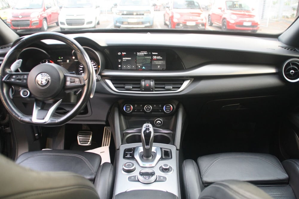 Alfa Romeo Stelvio usata a Catania (18)