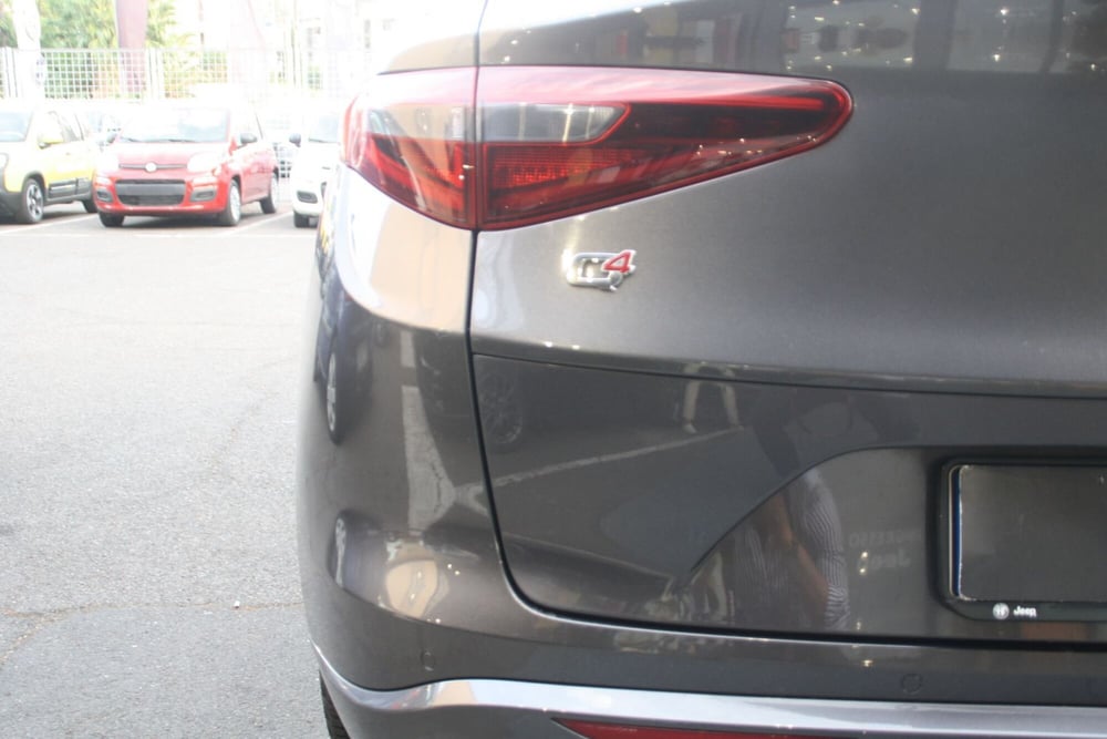 Alfa Romeo Stelvio usata a Catania (8)