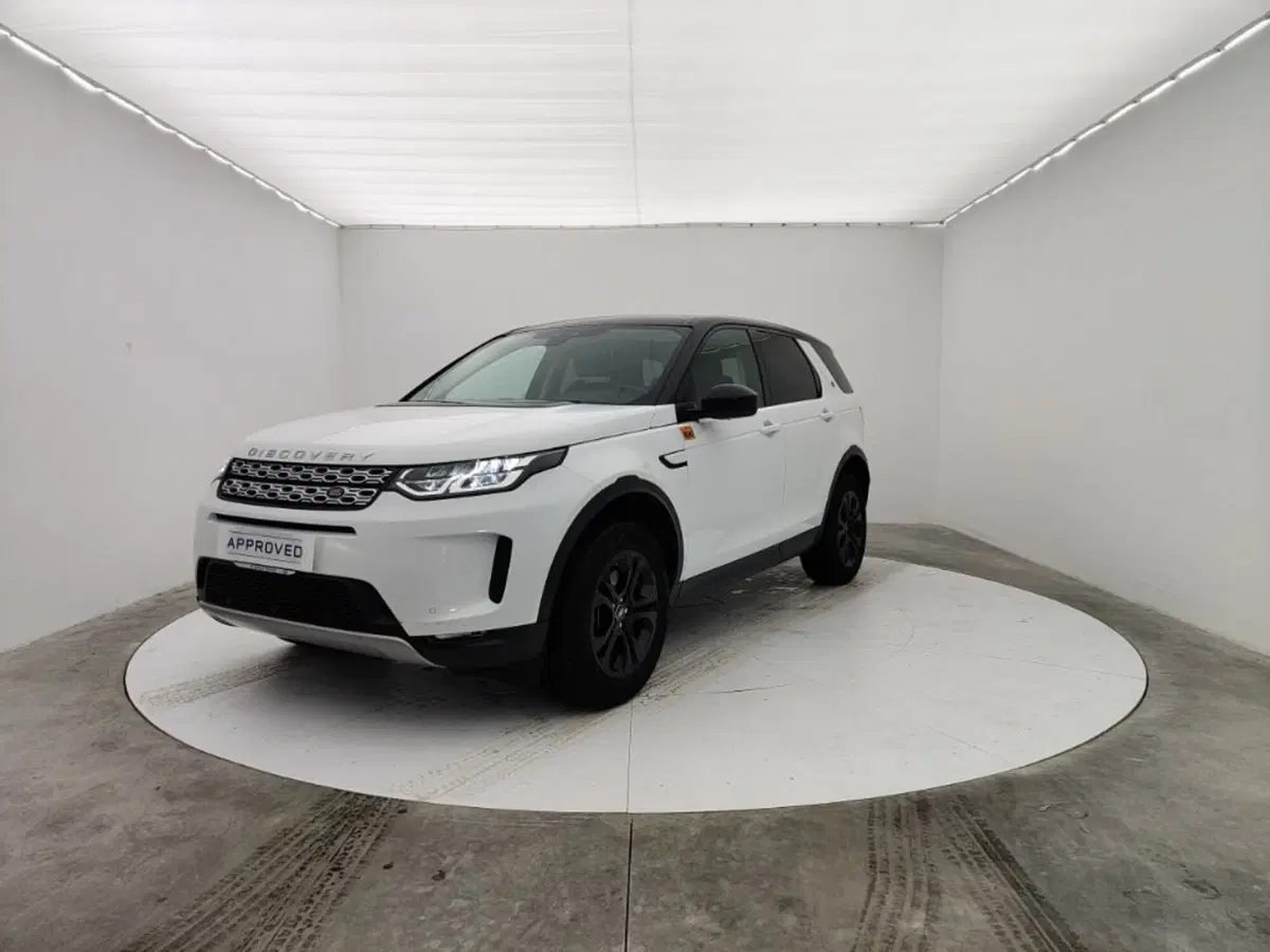 Land Rover Discovery Sport usata a Ragusa