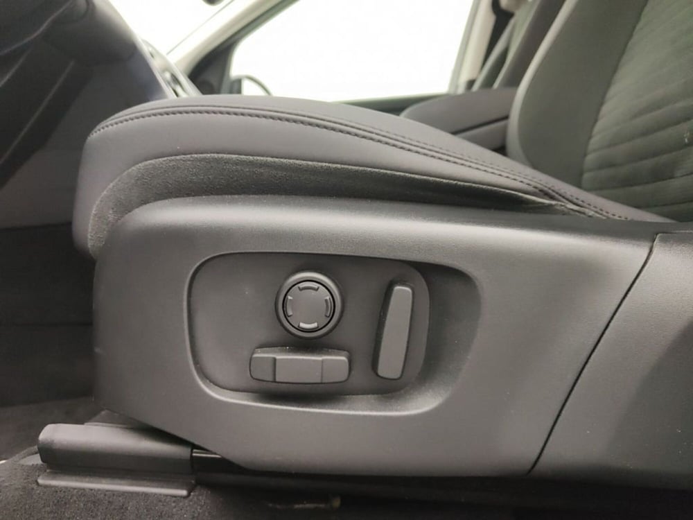 Land Rover Discovery Sport usata a Ragusa (16)