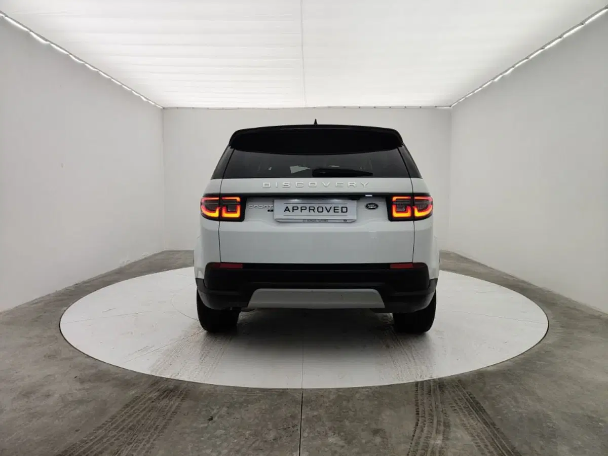 Land Rover Discovery Sport usata a Ragusa (5)