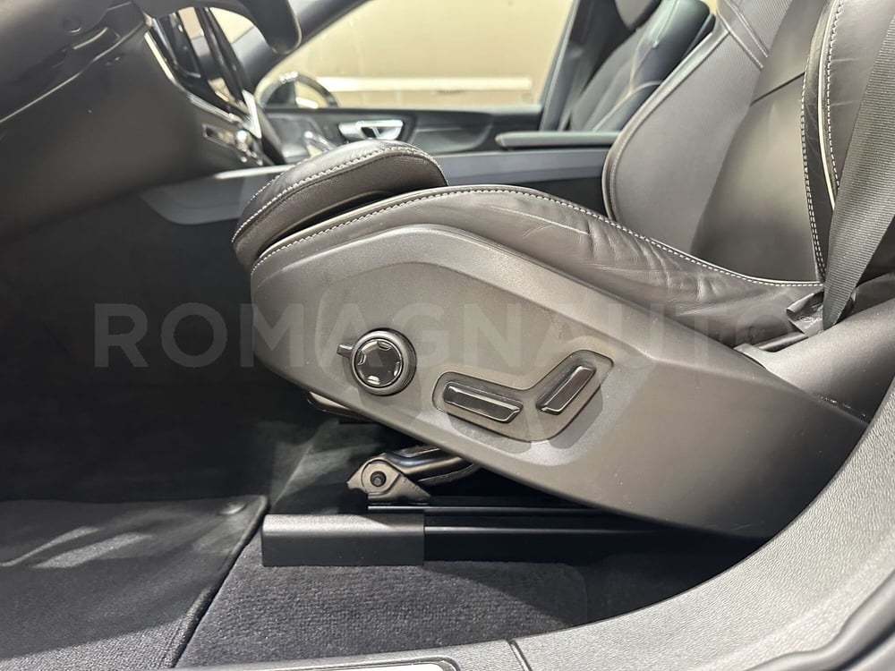 Volvo XC60 usata a Forlì-Cesena (13)