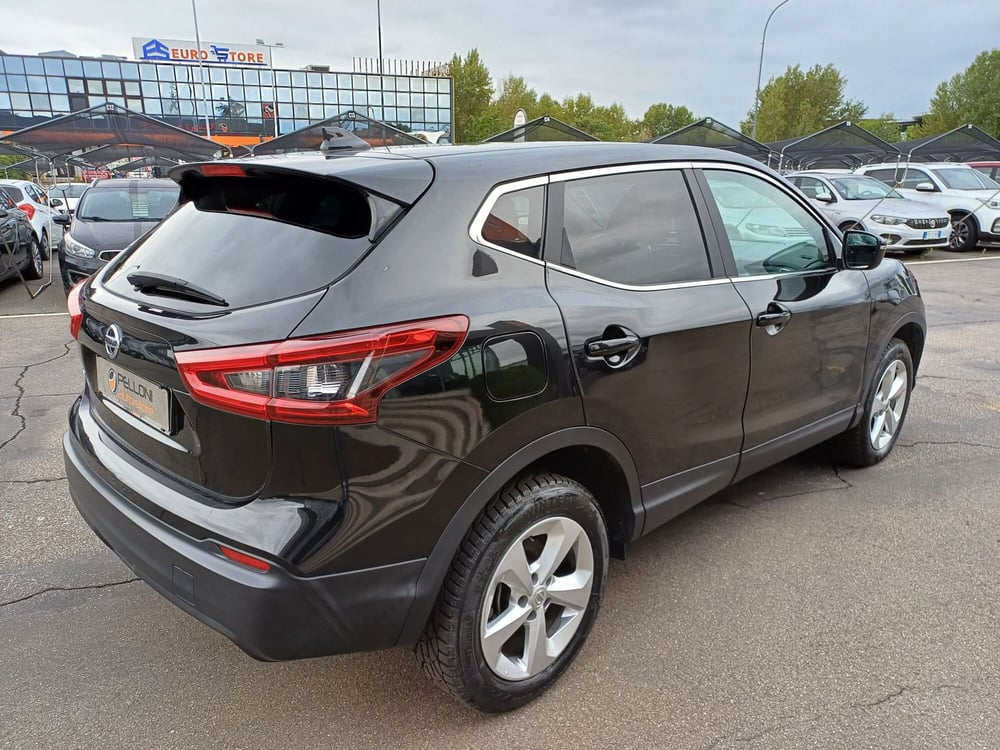 Nissan Qashqai usata a Modena (4)