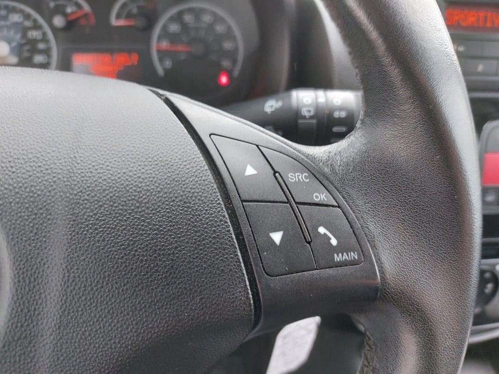 Fiat QUBO usata a Pavia (9)