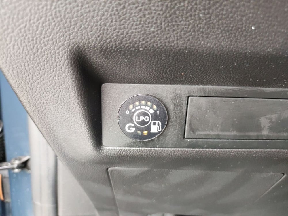 Renault Captur usata a Latina (14)