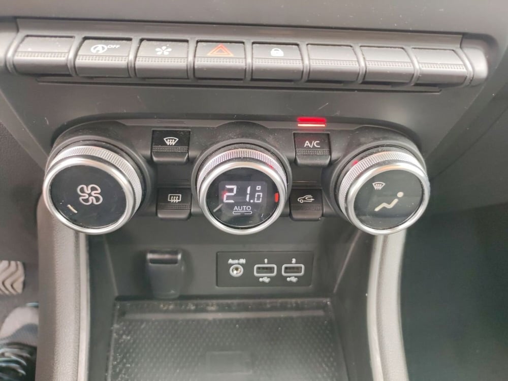 Renault Captur usata a Latina (18)