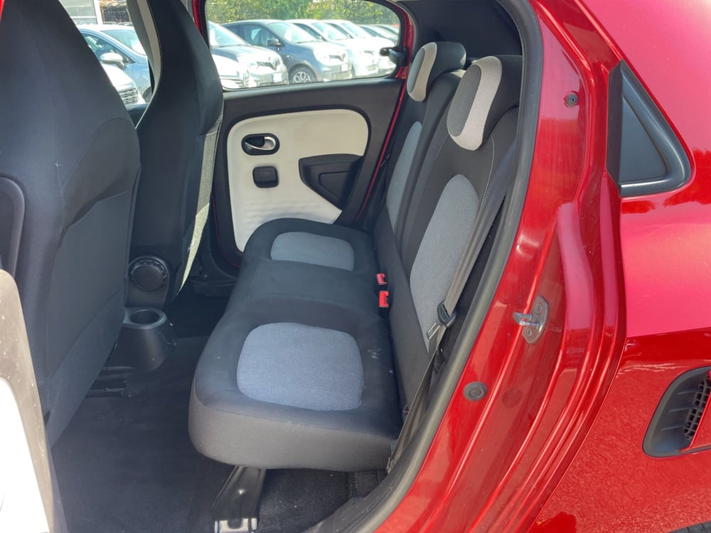 Renault Twingo usata a Latina (12)