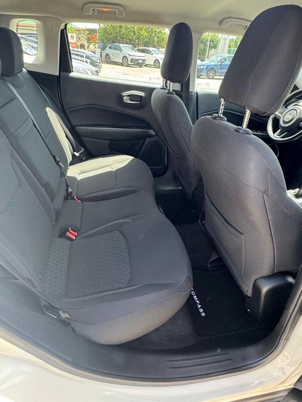 Jeep Compass usata a Caserta (9)
