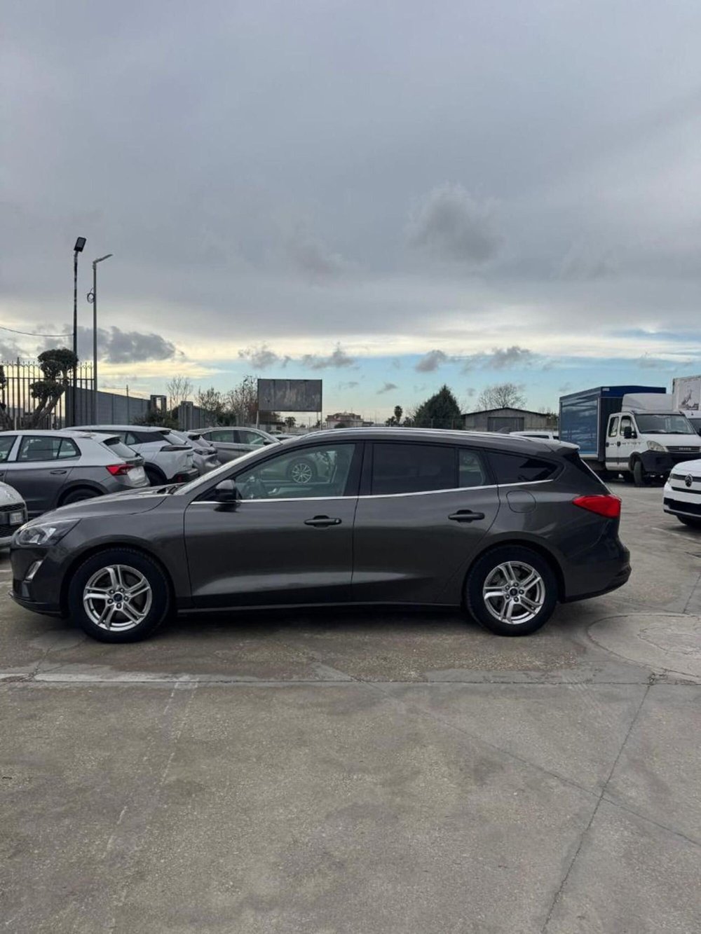 Ford Focus Station Wagon usata a Caserta (2)