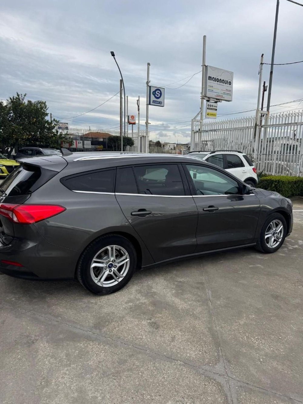 Ford Focus Station Wagon usata a Caserta (5)
