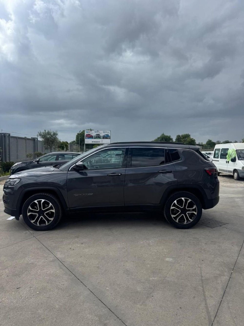 Jeep Compass usata a Caserta (3)