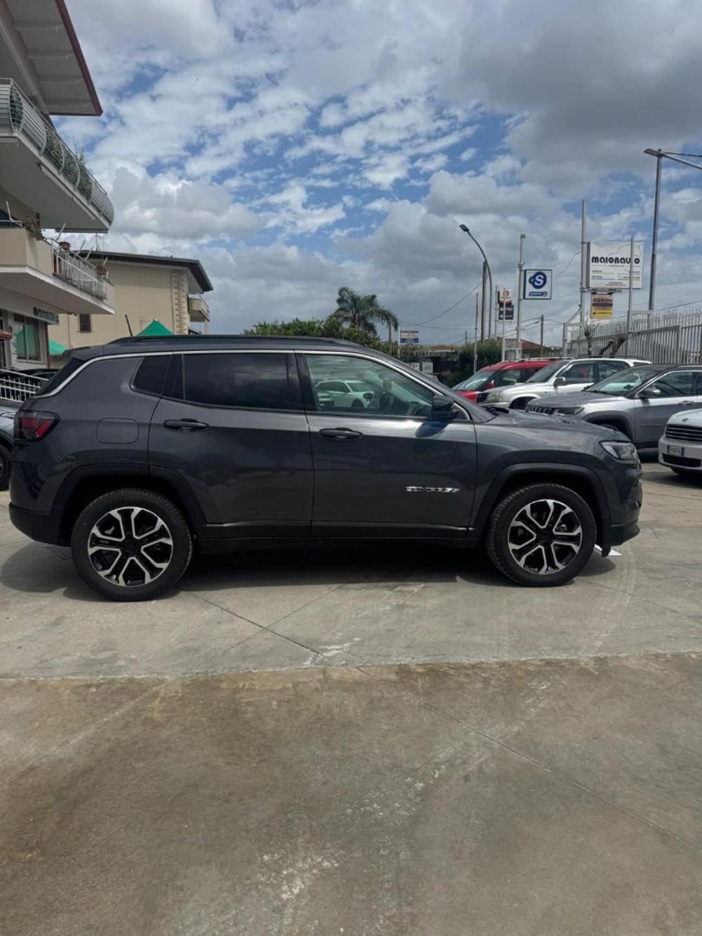 Jeep Compass usata a Caserta (7)