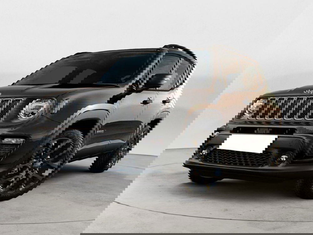 Jeep Renegade nuova a Caserta